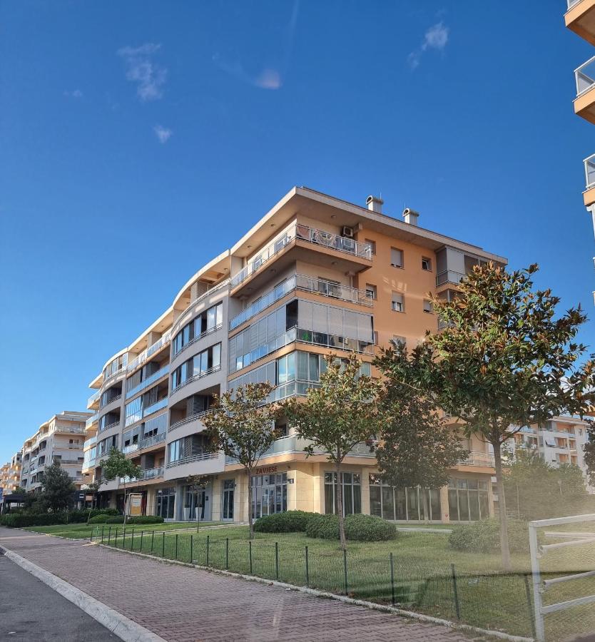 Sunny City - City Kvart Podgorica Exteriör bild